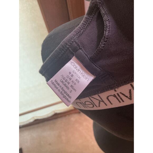 Calvin Klein Bra - Picture 4 of 4